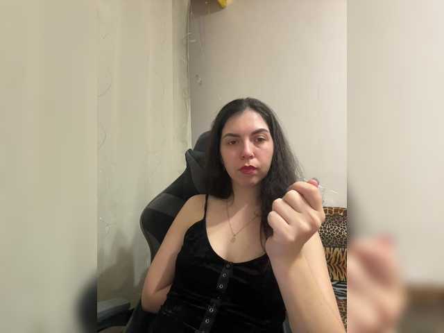 Vika19981's BongaCams show and profile