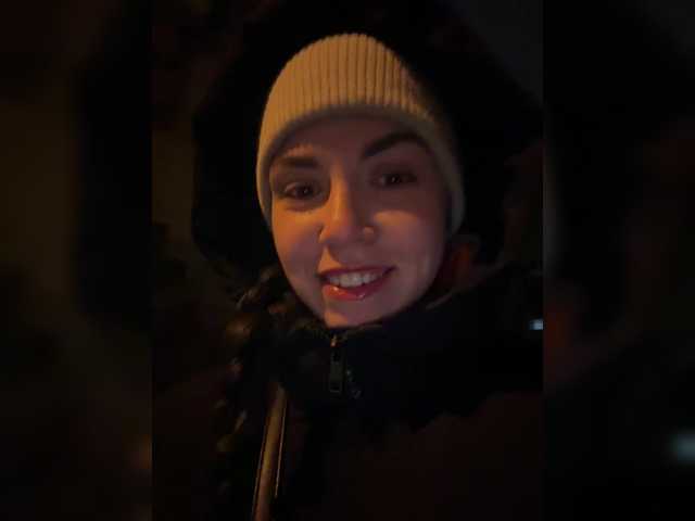 Vika19981's BongaCams show and profile