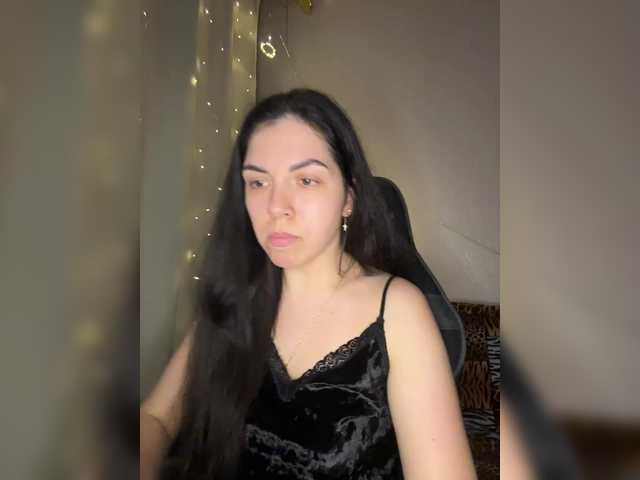 Vika19981's BongaCams show and profile