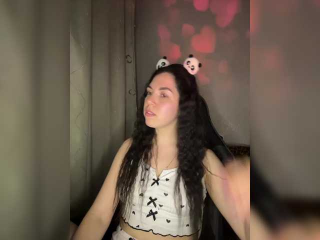 Vika19981's BongaCams show and profile