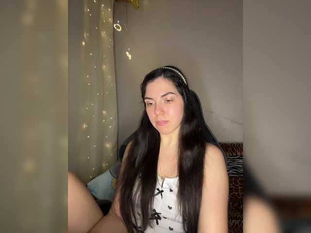 Vika19981's BongaCams show and profile