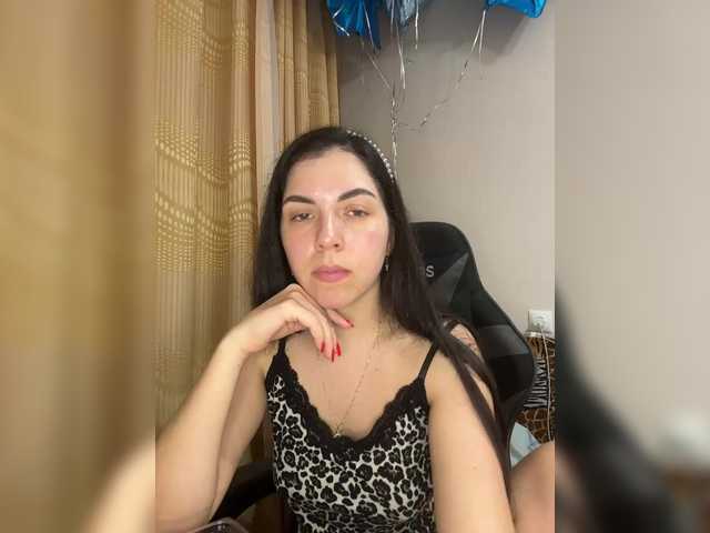 Vika19981's BongaCams show and profile