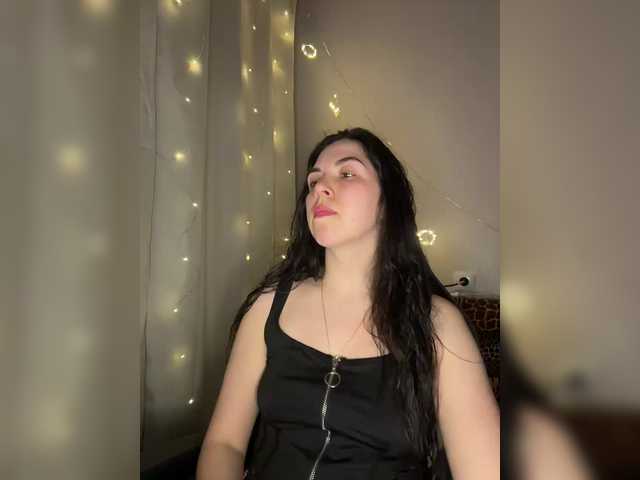 Vika19981's BongaCams show and profile