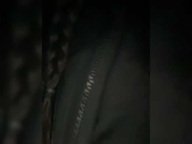 Vika19981 live cam profile