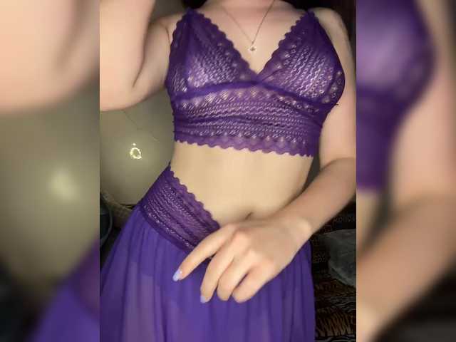 Vika19981's BongaCams show and profile