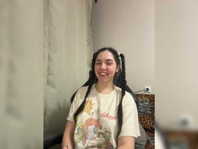 Vika19981's BongaCams show and profile