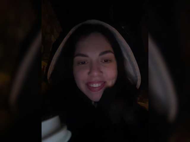 Vika19981's BongaCams show and profile