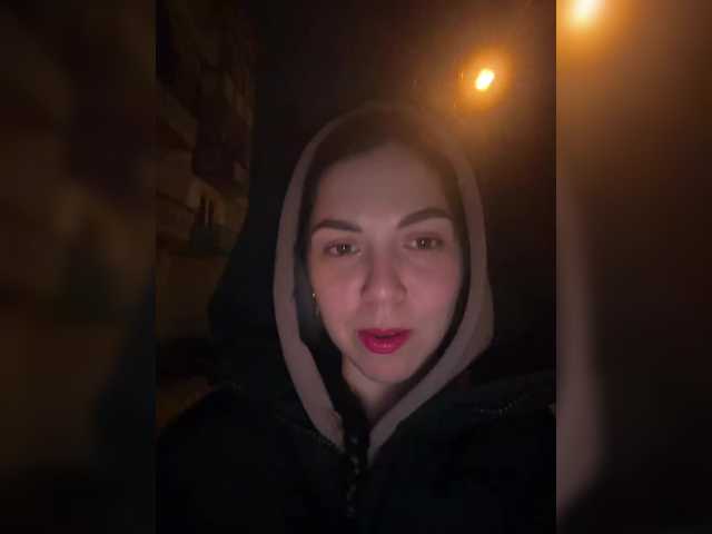 Vika19981's BongaCams show and profile