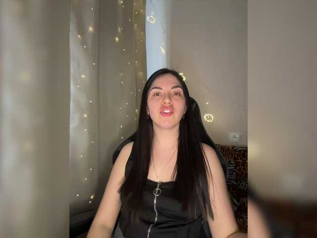 Vika19981's BongaCams show and profile