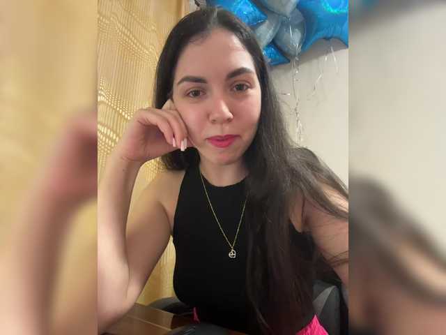 Vika19981's BongaCams show and profile