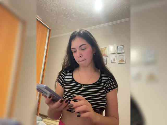Vika19981 webcam