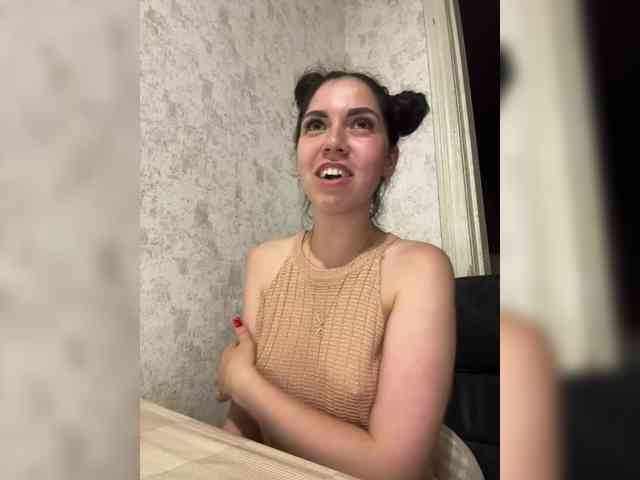 Vika19981 webcam