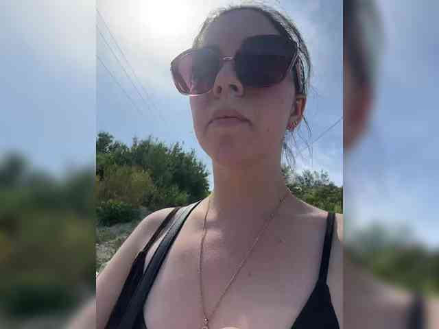 Vika19981 webcam