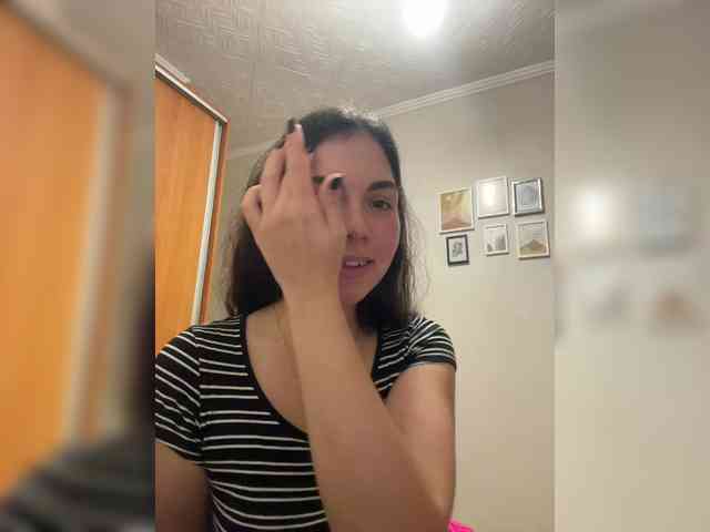 Vika19981 webcam