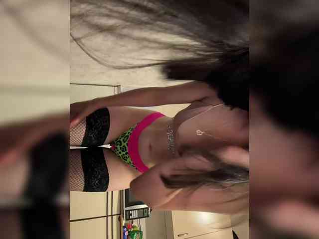 Vika19981 webcam
