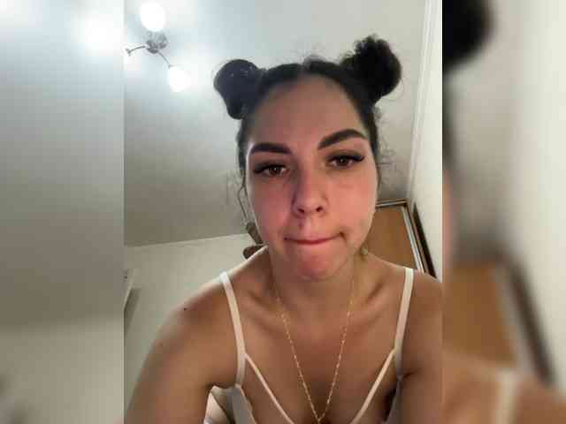 Vika19981 webcam