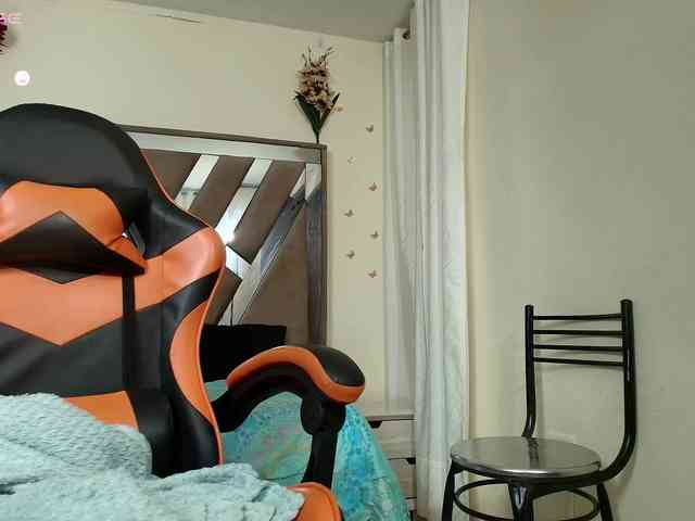 leyladarly webcam