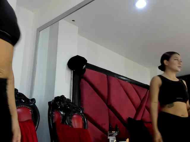 AlinaMontero webcam
