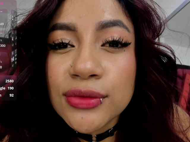 AlinaMontero webcam