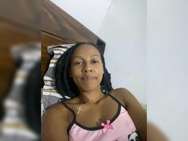 Lisa47 webcam bongacams model stream image