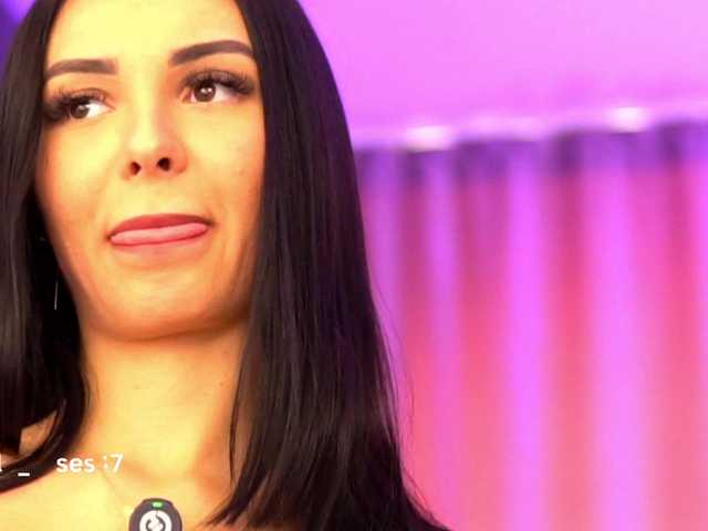 LilaRosie — Cumming it's my thing on your face ;) wanna eat me?  @remain