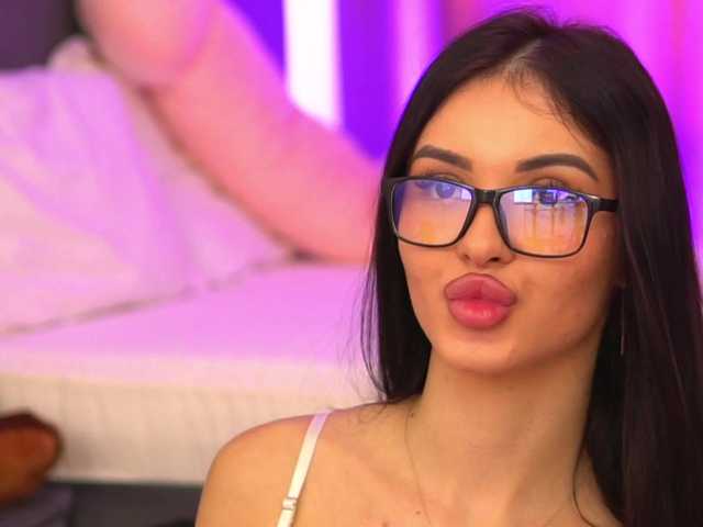 LilaRosie's BongaCams show and profile