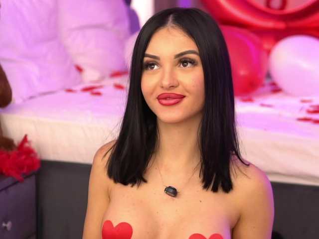 LilaRosie — Cumming it's my thing on your face ;) wanna eat me?  @remain