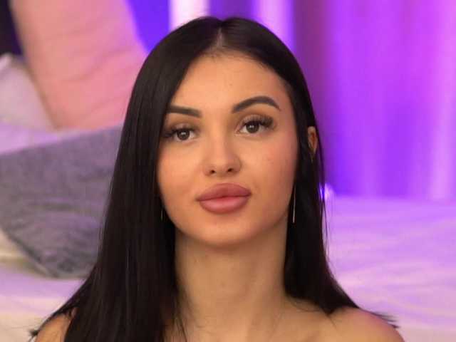 LilaRosie's BongaCams show and profile