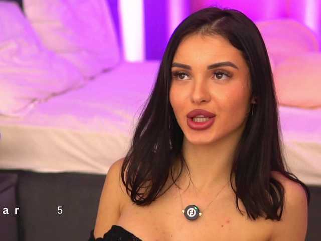 LilaRosie's BongaCams show and profile