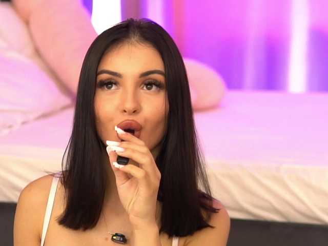 LilaRosie's BongaCams show and profile