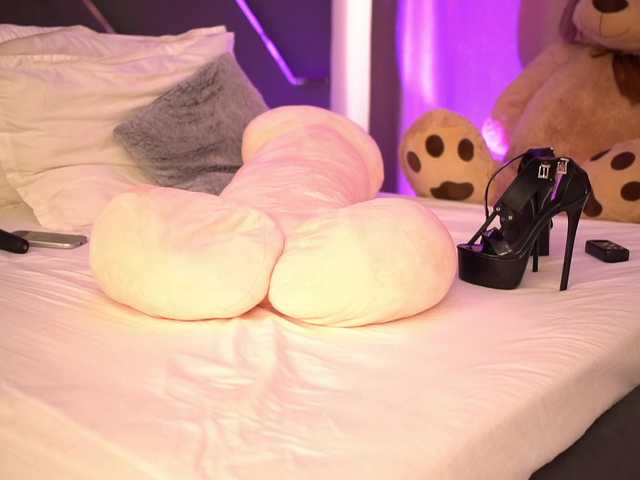 LilaRosie's BongaCams show and profile