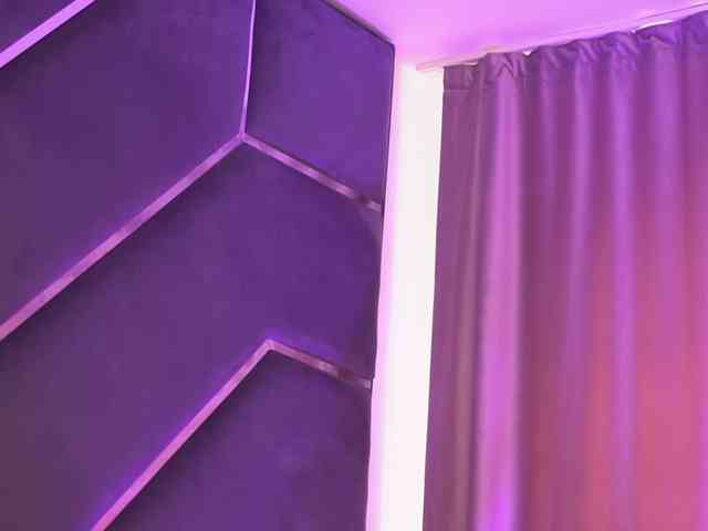 LilaRosie webcam