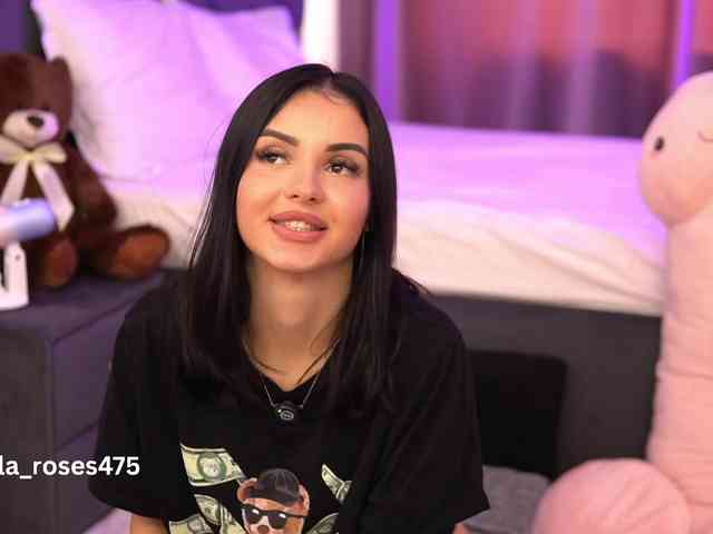 LilaRosie webcam