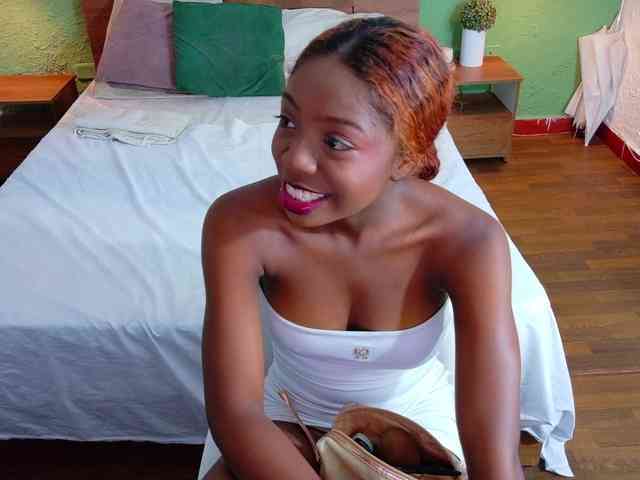 lovely-candy18 webcam