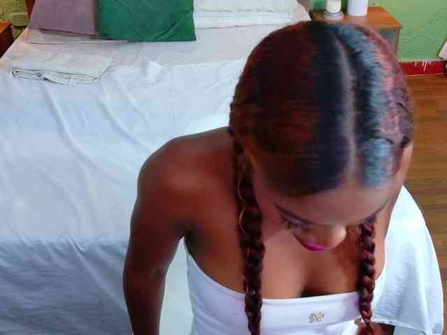 lovely-candy18 webcam