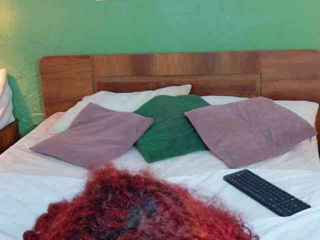 lovely-candy18 webcam