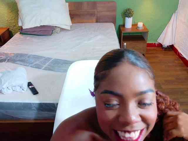 lovely-candy18 webcam