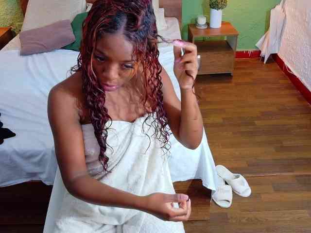 lovely-candy18 webcam