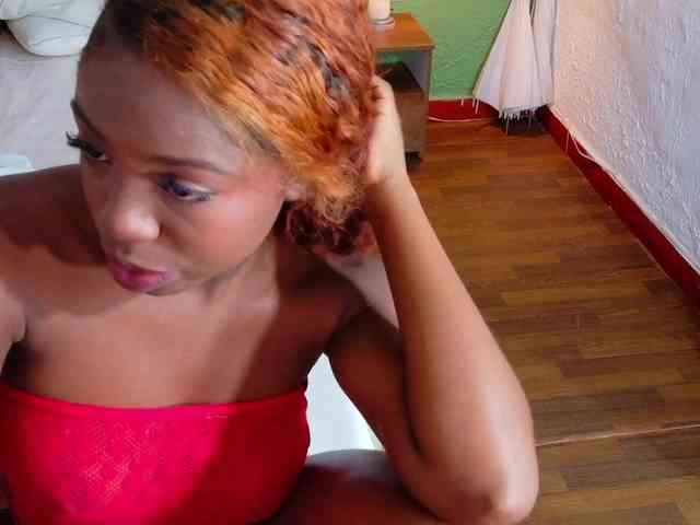 lovely-candy18 webcam