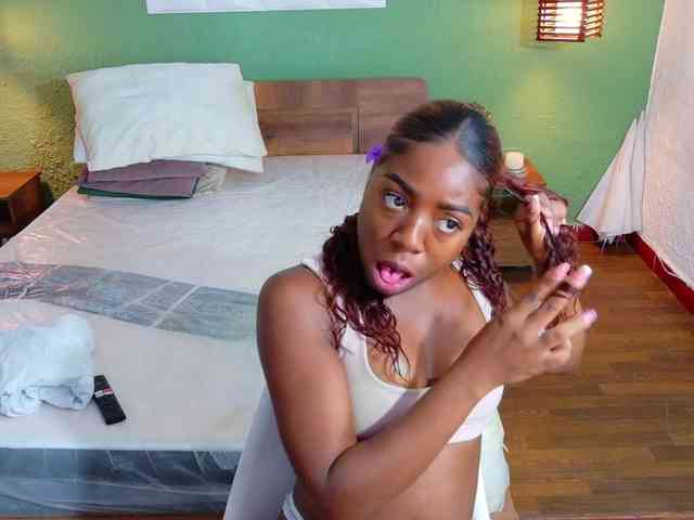 lovely-candy18 webcam
