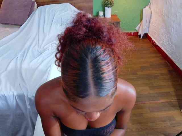 lovely-candy18 webcam