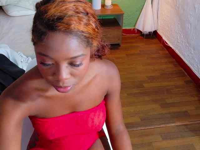 lovely-candy18 webcam