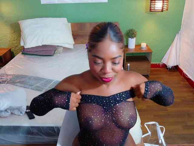 lovely-candy18 webcam
