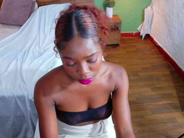 lovely-candy18 webcam
