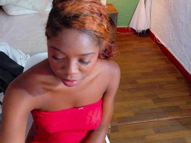 lovely-candy18 webcam