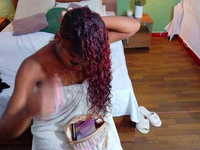 lovely-candy18 webcam