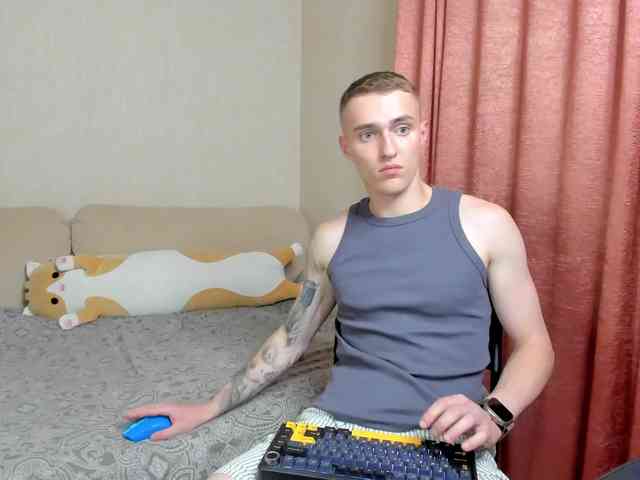 crazybottom24