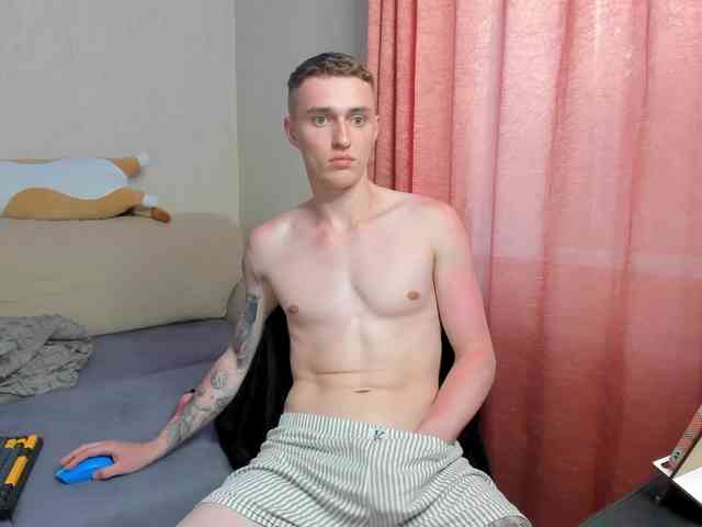 crazybottom24