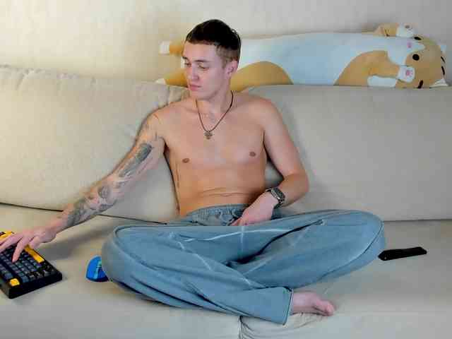 crazybottom24 crazybottom24