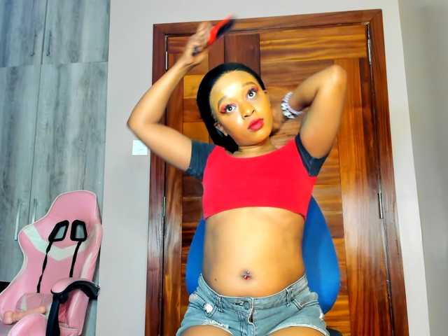 sweetlydia's BongaCams show and profile